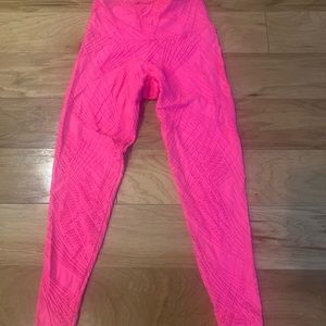 Onzie Selenite Neon Pink Leggings S/M